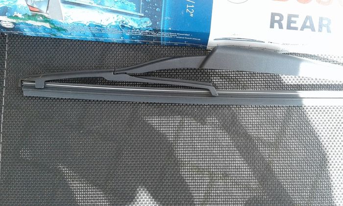 Bosch H301 rear wiper blade 300mm or 12 inch