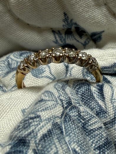 9ct gold diamond ring .33carat size P free register post