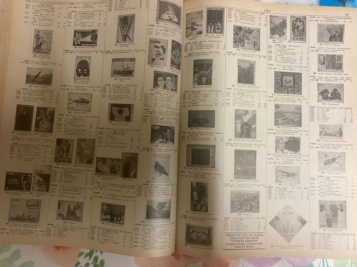 stamp book Stanley Gibbons simplified catalogue stamps of the world 1985 : an illustrated and volume guide ... . Volume 1