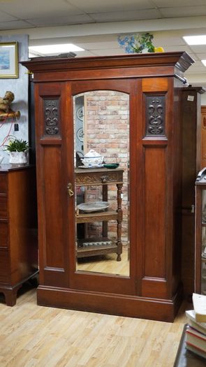Victorian Mahogany Mirrored Wardrobe