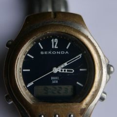 Vintage Sekonda Mens Silver Analog Digital Quartz Alarm Watch (works well)