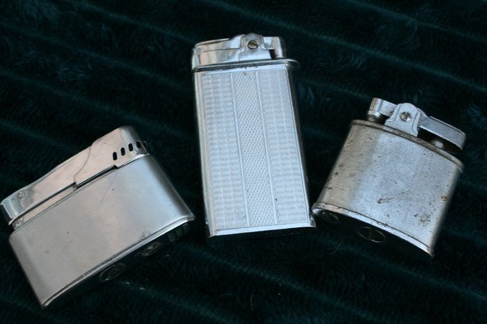 Vintage Petrol Lighters (Lighters work, need fuel) 25 each