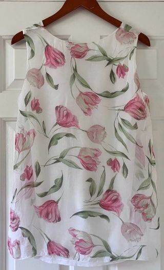 Ladies White Floral Silk Mix Top, Made In Italy.