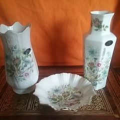 Aynsley Wild Tudor Vases