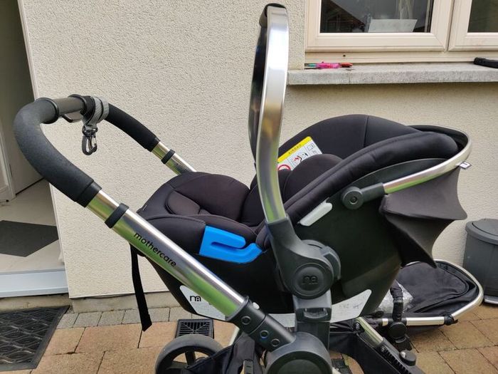 Mothercare buggie travel system