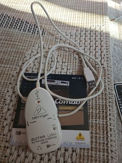 Guitar USB interface -behringer