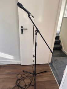 microphone & stand set