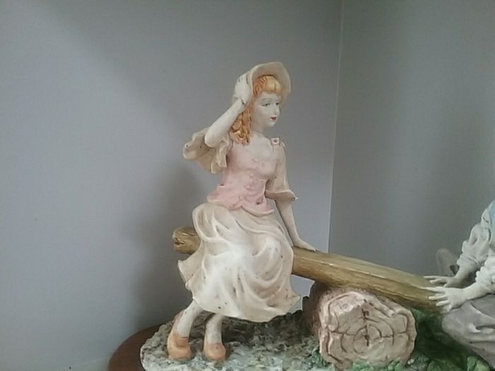 Victorian Boy & Girl Figurine