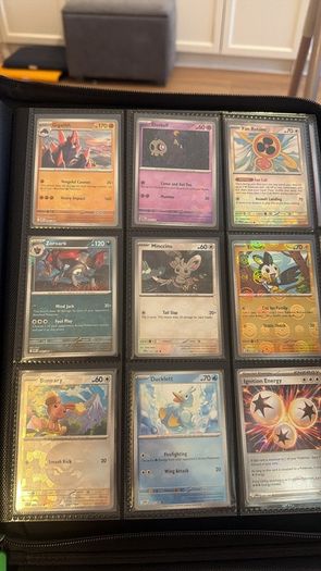 Pokemon - English Poke Balls