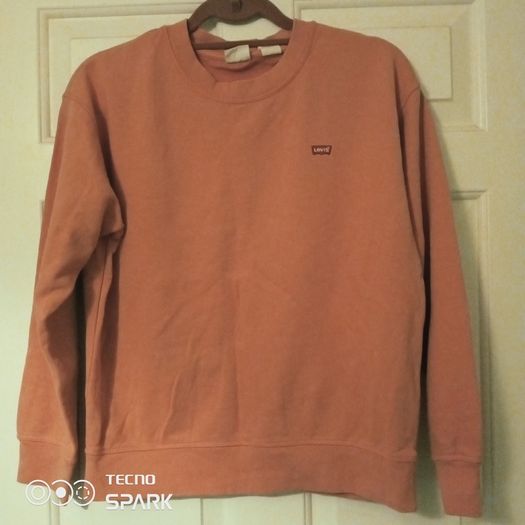 Levi's tee shirts
