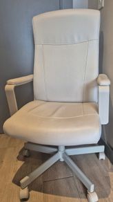 Millberget Swivel Chair