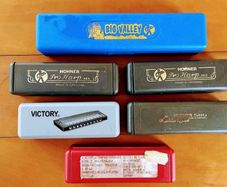 Collection of harmonicas