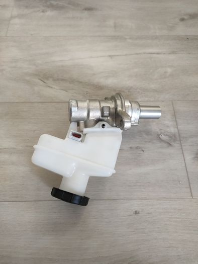 Brake Master Cylinder PF-825