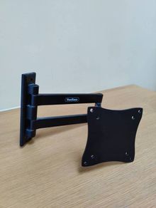 VonHaus TV Wall Bracket