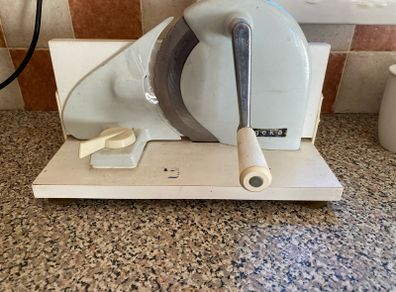 Vintage Geka Manual Bread Slicer