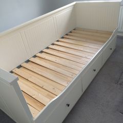 Single/Double bed with mattress(double)