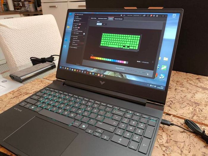 Brand New Gaming Laptop Hp Victus Intel 5 210H 8/12 RTX5060 8GB 80W GDDR7 16GB DDR5 5600mhz 512GB NVMe PCIE 4.0 15.6" 1080p 144hz Ips 300nits Win11 RGB