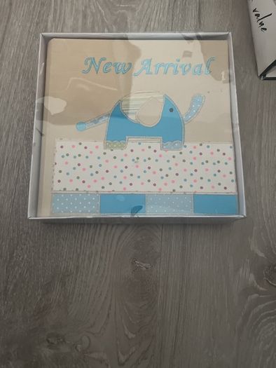 baby photo album
