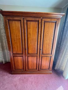 Beautiful Triple Door Wood Wardrobe-Cherry finish