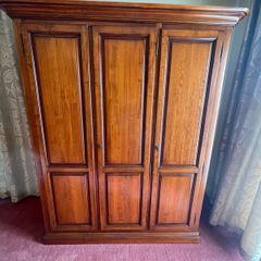 Beautiful Triple Door Wood Wardrobe-Cherry finish