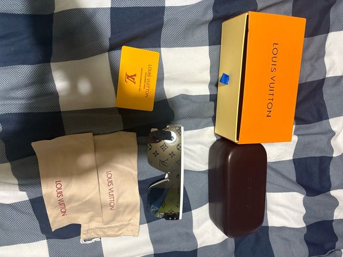 Lv sunglasses