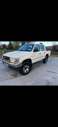 Toyota Hilux 2003