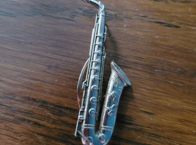 Vintage saxophone scarf clip