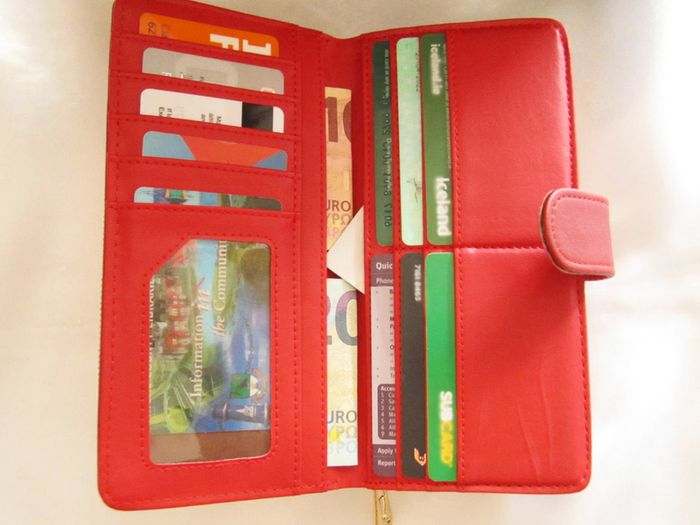 Large Fashion Red Purse Multi compartments with flowers design