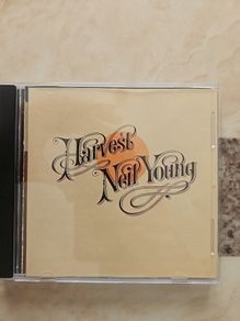 Neil Young CD  - Harvest