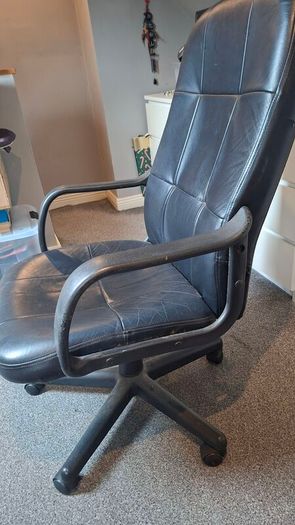 computer chair