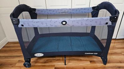 Travel cot