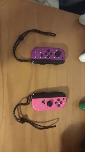 Nintendo switch joycons