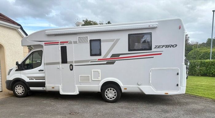 Motorhome - 2021 Ford Roller Team Zefiro 696