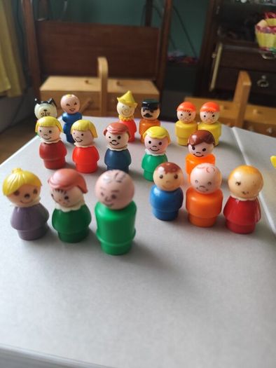 Vintage Fisher Price Litte People