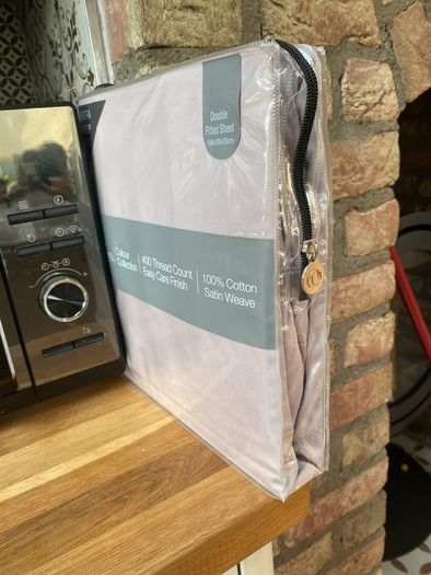 Christy 400 thread count double fitted sheet pebble cotton