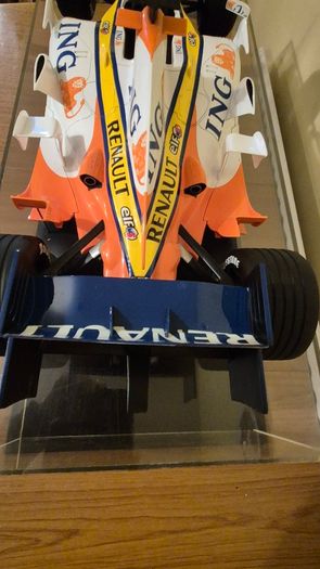 A 1:6 scale (32 inches long Formula 1 car) limited edition model of the 2007 Season ING Renault R27 F1 Team car