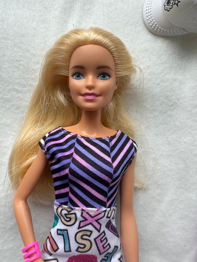 Barbie Crayola Mattel Color In Fashions Blonde FPH90 Used  Please look the pictures