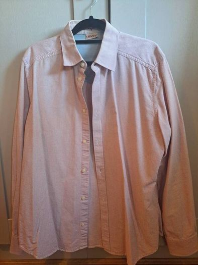 Levis Shirt large