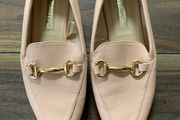 Ladies Shoes: Size 4 (E5 each pair)
