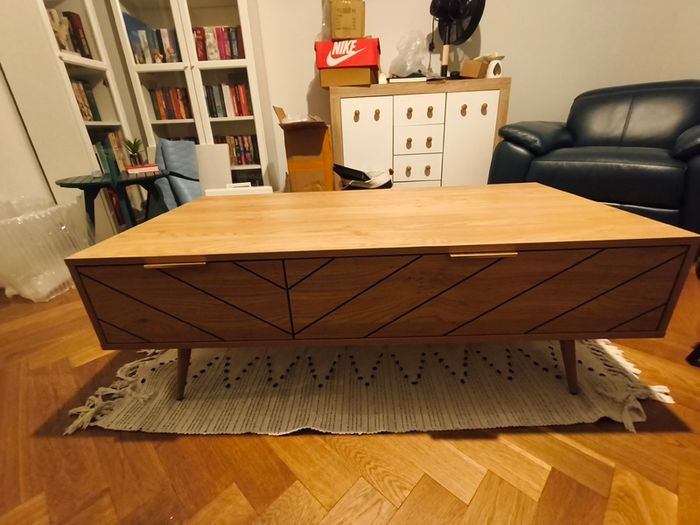 Coffee table brand new