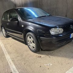 2003 Volkswagen Golf