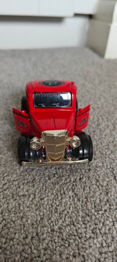 Model car