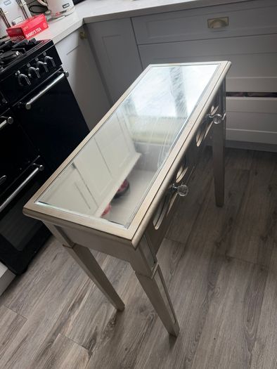 Hall table