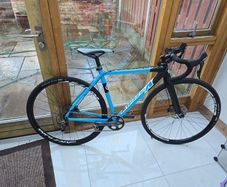 Kinesis cross light race bike