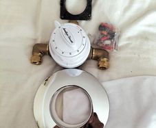 Shower valve