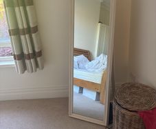 standing mirror