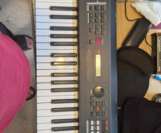 Yamaha MX61 synthesizer V2