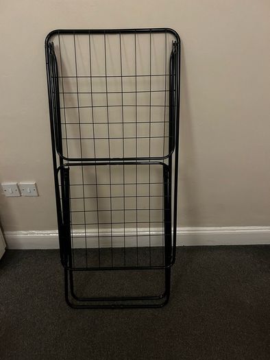 clothes rack
