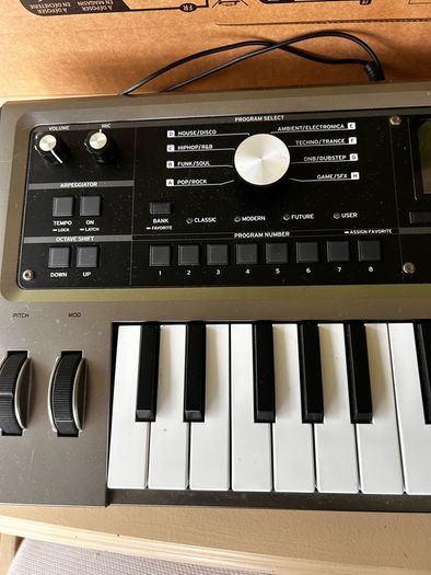 Korg MicroKorg 2 Synthesizer/Vocoder
