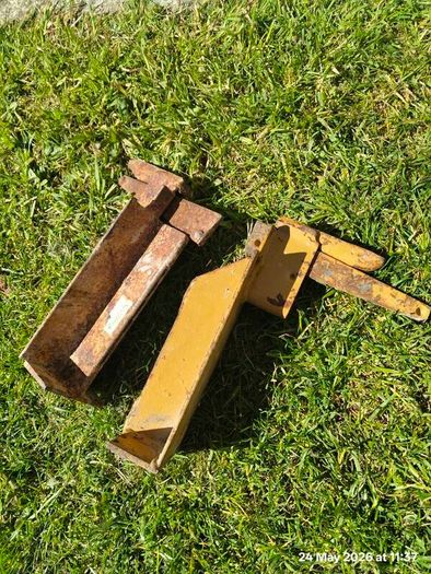2No. 1 board kwikstage scaffolding brackets